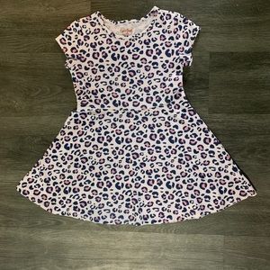 Girls leopard print T-shirt dress. Size 7/8